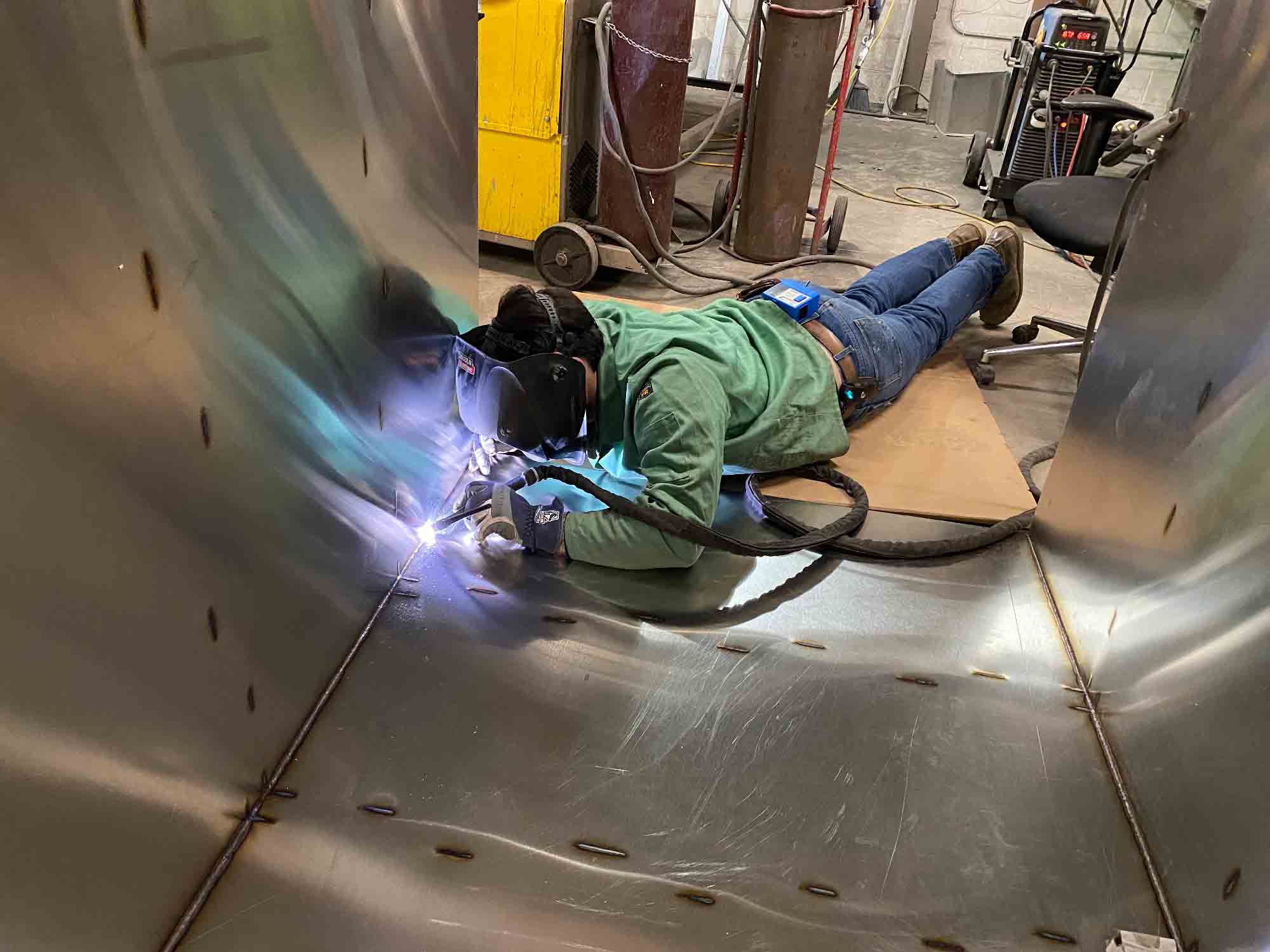 man-welding-metal_web